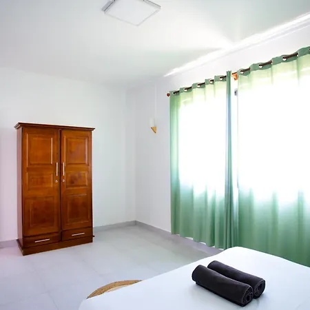 4 King Size Bed Villa With Pool & Bbq Grand-Baie Exterior photo